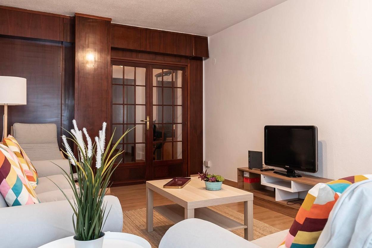 Funcional Y Renovado Apartamento En Iturrama Pamplona Exterior foto